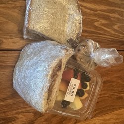 Something Natural - Turkey Terrific sandwich - fruit - cookies