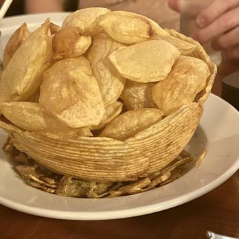 Puerto Madero - Soufflé potatoes served in an amazing potato bowl - Argentine Near Me - Cancún, ROO Puerto Madero - Soufflé potatoes served in an amazing potato bowl - Argentine Near Me - Cancún, ROO