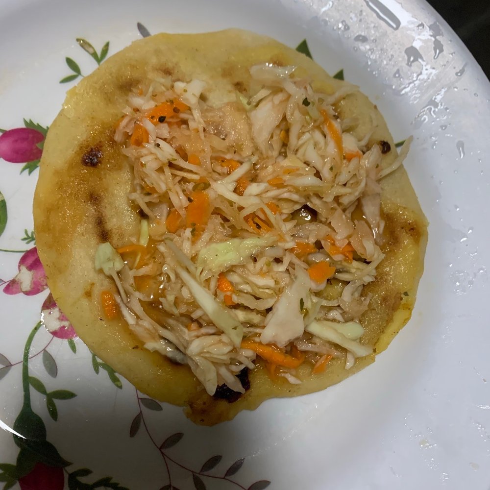 Mi Tierra - Queso pupusa con curtido - Salvadoran Near Me - Jamaica, New York