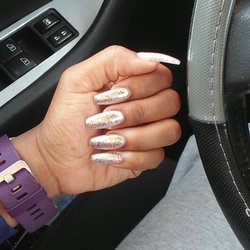Studio Nails