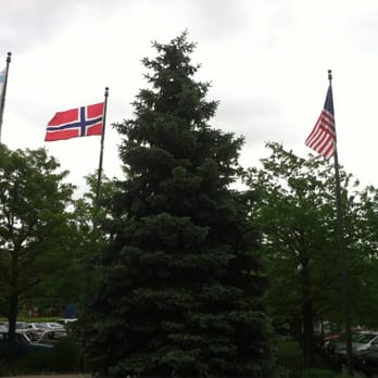 Humboldt Park Health - Four flags. Chicago, Norway, America, and Illinois. - Hospitals Near Me - Chicago, Illinois