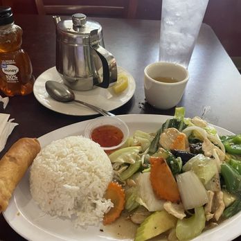 Lemon Grass Thai Cuisine - Lunch!!! - Thai Near Me - Roswell, New Mexico