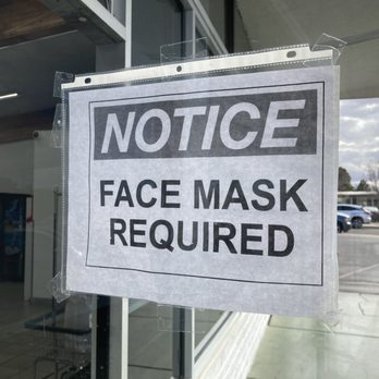 Harold's Laundry - Sign/notice to wear a mask. - Laundromat Near Me - Albuquerque, New Mexico