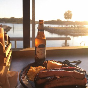 Captains BBQ - Ribs, Mac n cheese, baked beans and a beer! - Barbeque Near Me - Palm Coast, Florida