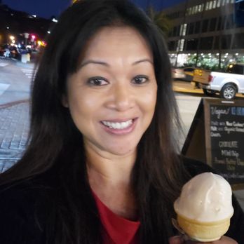 Scoops - Ice Cream & Frozen Yogurt Near Me - La Jolla, California
