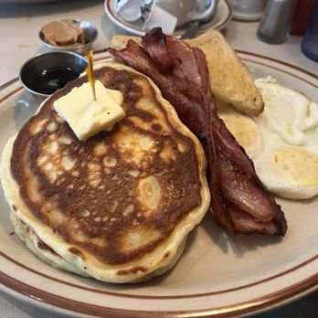 The Red Wagon - Truckers...so good and so much food - Diners Near Me - Vancouver, British Columbia