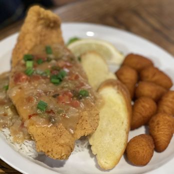 ShrimpDaddy's - Fish Etouffee with Spudsters (mashed potatoes fried) - Cajun/Creole Near Me - Sunrise Beach, Missouri