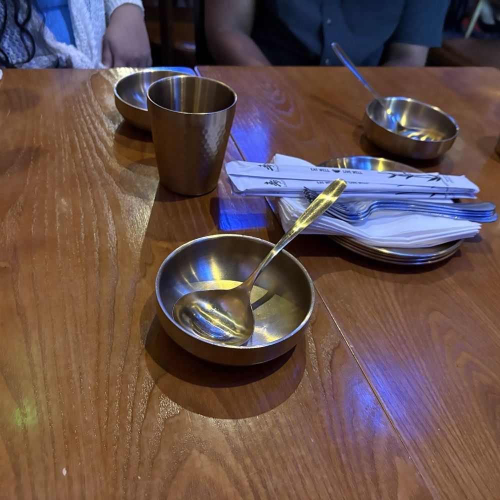 The Thousand Sunny - Place setting - American Near Me - Pinecrest, Florida The Thousand Sunny - Place setting - American Near Me - Pinecrest, Florida
