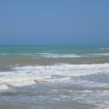 Spiaggia di Cannitello - nice, but a bit cold - Beaches Near Me - Torre di Mezzo, RG