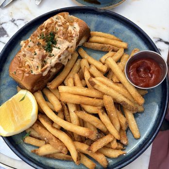 Serea Coastal Cuisine - Lobster roll - Seafood Near Me - Coronado, California