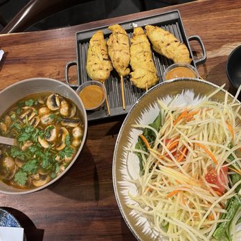 Siam Station - Thai Near Me - Cupertino, California