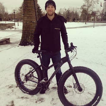 Element Cycles - Norco Bigfoot on a rare snowy Redmond day - Bikes Near Me - Redmond, Washington Element Cycles - Norco Bigfoot on a rare snowy Redmond day - Bikes Near Me - Redmond, Washington