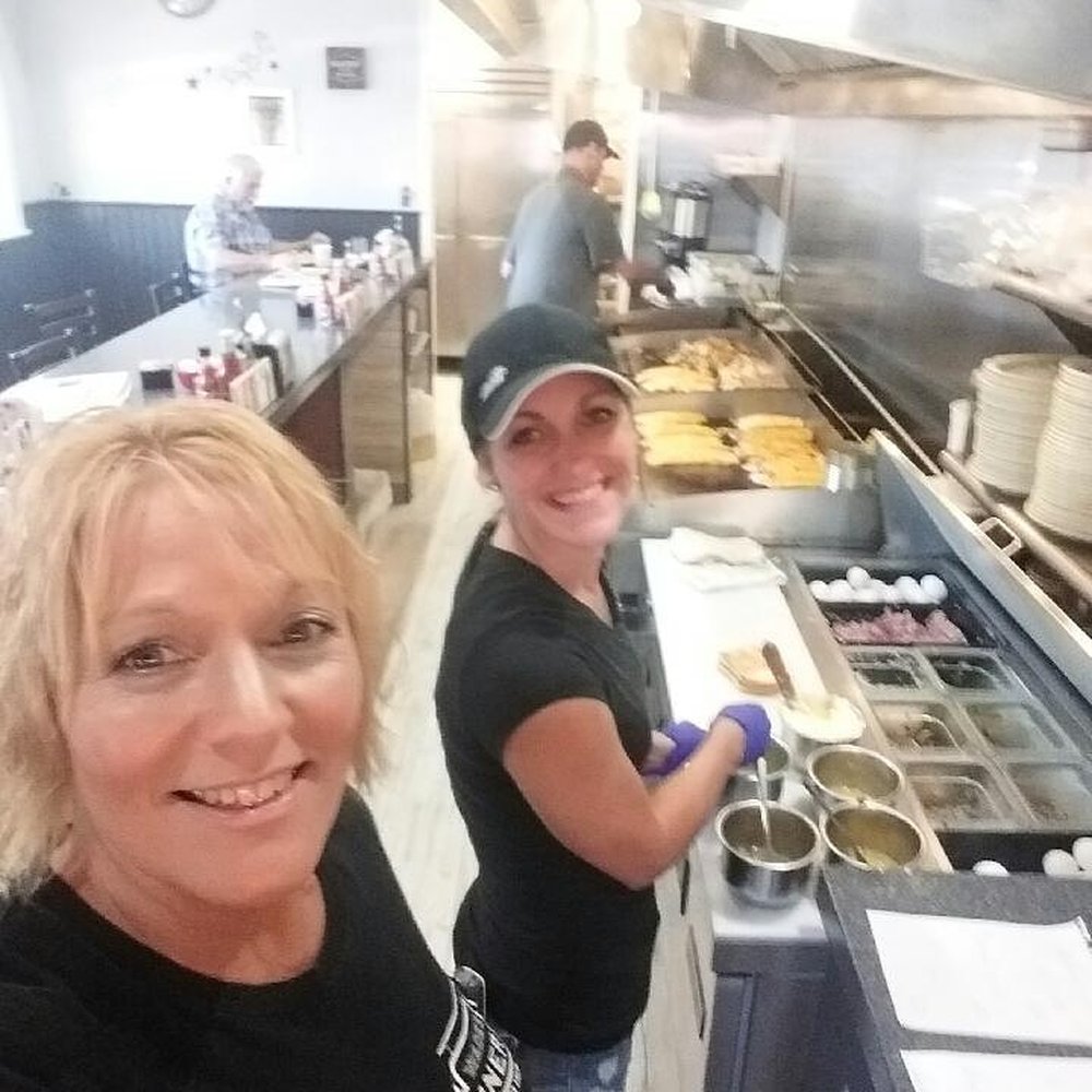 Wade's Diner - Diners Near Me - Oswego, New York
