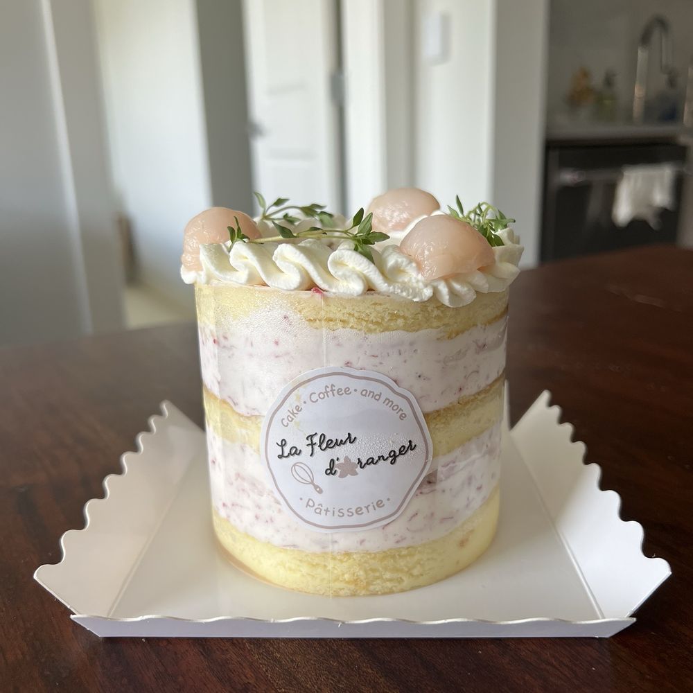 La Fleur D'Oranger - 4in bayberry, lychee & crème brûlée cloud chiffon cake - Patisserie/Cake Shop Near Me - Burnaby, British Columbia La Fleur D'Oranger - 4in bayberry, lychee & crème brûlée cloud chiffon cake - Patisserie/Cake Shop Near Me - Burnaby, British Columbia
