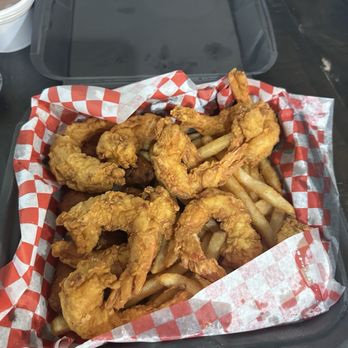 Sam’s Southern Eatery - 8 Fried Shrimp plate - Seafood Near Me - Haltom City, Texas Sam’s Southern Eatery - 8 Fried Shrimp plate - Seafood Near Me - Haltom City, Texas