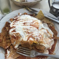 Labrioche - Chilaquiles rojos