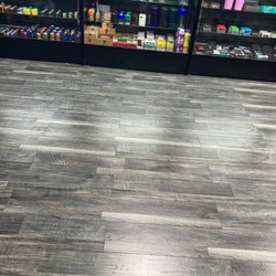 Rock N Roll It Smoke and Vape Shop - Katy - Store
