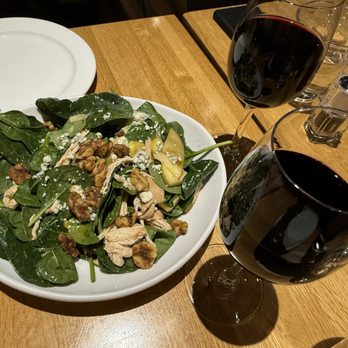 Sauce Pizza & Wine - Spinach chicken some salad and wine - Pizza Near Me - Gilbert, Arizona Sauce Pizza & Wine - Spinach chicken some salad and wine - Pizza Near Me - Gilbert, Arizona