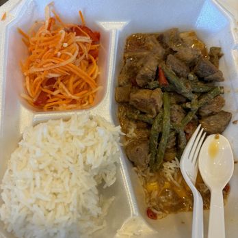 Lasa Express - Spicy creamy Lasa Express with rice and pickled veggies. Yum! - Filipino Near Me - Tulalip, Washington