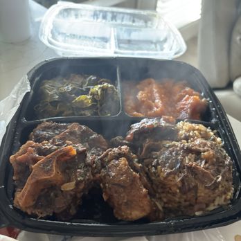 Daqs & Oxtails - Oxtail Plates with White Rice, Greens, Yams, Cornbread - Cajun/Creole Near Me - Plano, Texas