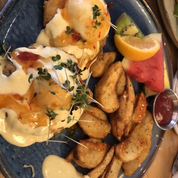 Namo Café Bistro - Edmonton Trail - Breakfast & Brunch Near Me - Calgary, Alberta