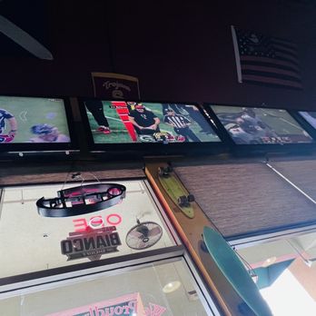 Tavern Grille - They had multiple games going on - American Near Me - Murrieta, California Tavern Grille - They had multiple games going on - American Near Me - Murrieta, California