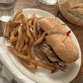 Wool Growers Restaurant - JC Sandwich - Basque Near Me - Bakersfield, California Wool Growers Restaurant - JC Sandwich - Basque Near Me - Bakersfield, California
