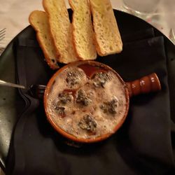 The House Brasserie - ESCARGOTS DE BOURGOGNE