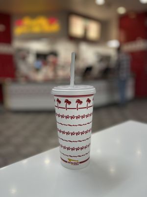 In-N-Out Burger by null