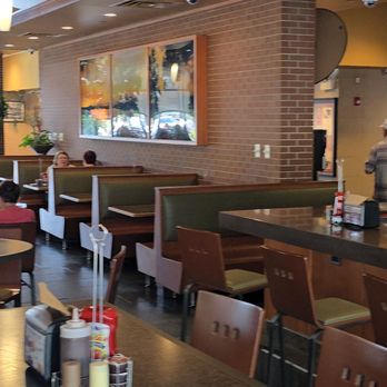 The Patio - The bar area and more tables - Barbeque Near Me - Lombard, Illinois