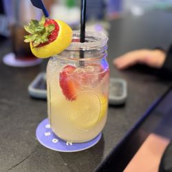 PopStroke - Amazing bartender's choice- strawberry lemonade!