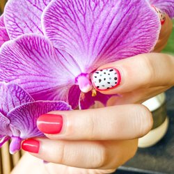 Miki'ao Nail Studio