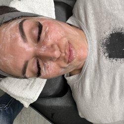 Hello Gorgeous of Jonesboro - Facials that are amazing