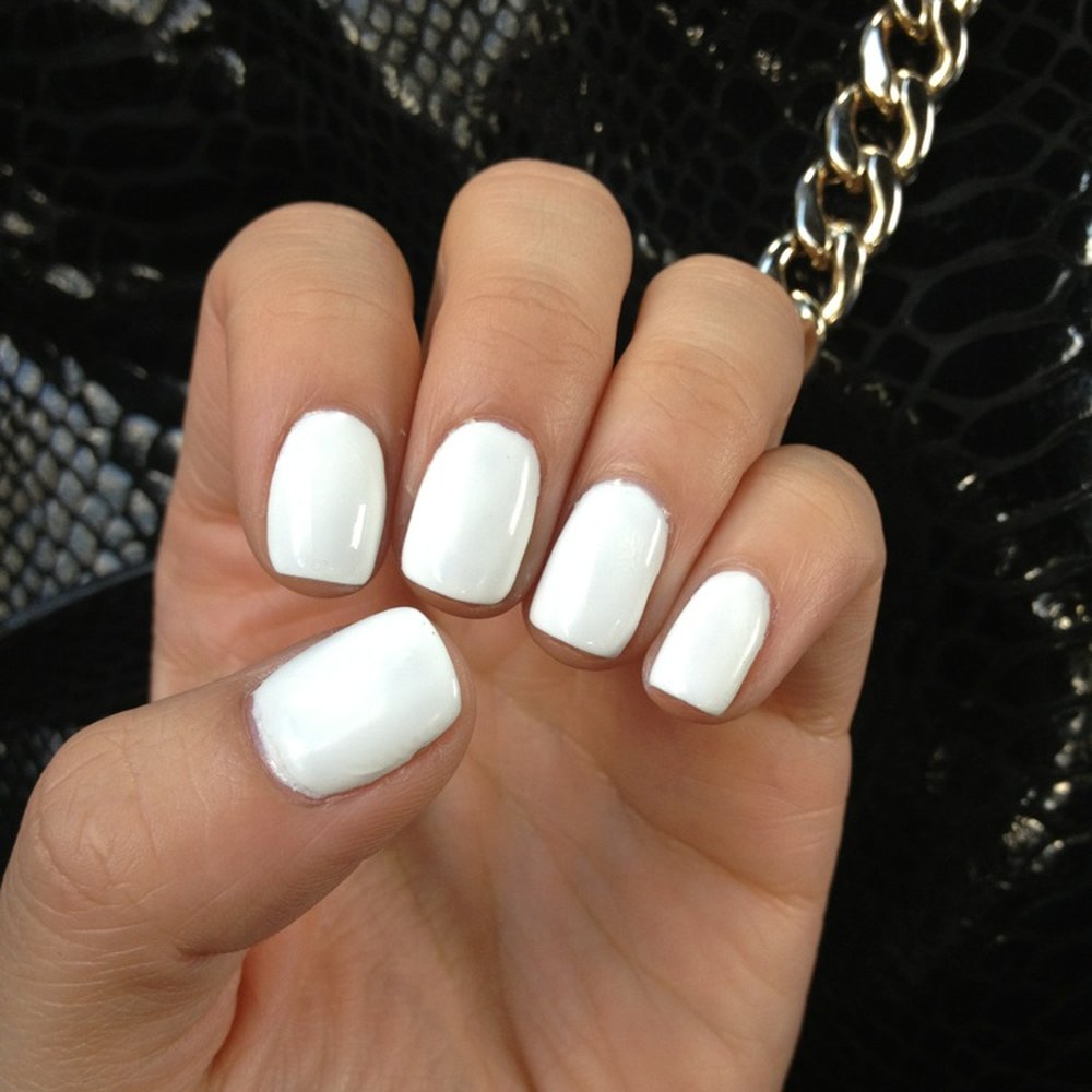 Trending summer color: WHITE! Not an easy color to wear...super happy with the results! Trending summer color: WHITE! Not an easy color to wear...super happy with the results!