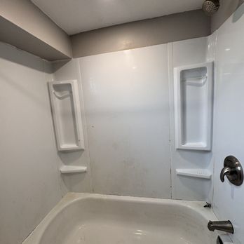 Tidy Right Cleaning - Before - Home Cleaning Near Me