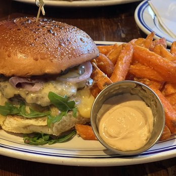 Duke's Grocery - Proper burger and sweet potato fries - Burgers Near Me - Washington, DC, District of Columbia Duke's Grocery - Proper burger and sweet potato fries - Burgers Near Me - Washington, DC, District of Columbia