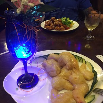 Kaminari - Coconut shrimp which was not coconut, heavily breaded shrimp with white sauce. Good but quickly filling ? - Asian Fusion Near Me - Geismar, Louisiana