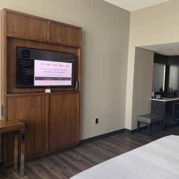 Omaha Marriott Downtown at the Capitol District - Hotels Near Me - Omaha, Nebraska