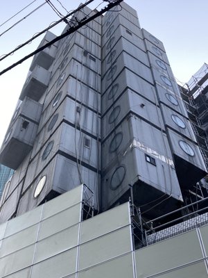 Nakagin Capsule Tower by null