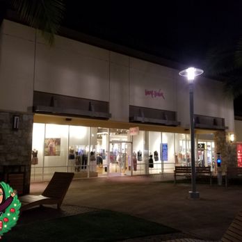 Local Fever - Bigger spot where Banana Republic was - Shoe Stores Near Me - Waipahu, Hawaii Local Fever - Bigger spot where Banana Republic was - Shoe Stores Near Me - Waipahu, Hawaii