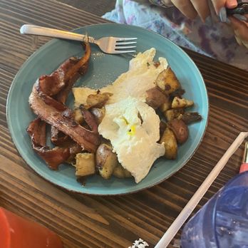 Heritage House Cafe - Breakfast plate 3 egg - Cafes Near Me - Vacaville, California Heritage House Cafe - Breakfast plate 3 egg - Cafes Near Me - Vacaville, California