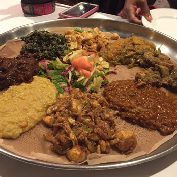 Demera - Chef's choice sampler - Ethiopian Near Me - Chicago, Illinois Demera - Chef's choice sampler - Ethiopian Near Me - Chicago, Illinois