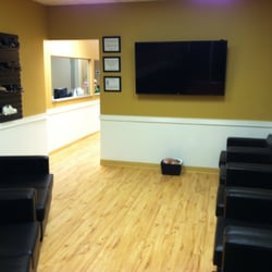 Plaza Podiatry-Dr. Wendy Baraban & Dr. Maryann D'Amara - Our comfortable waiting room (Man Cave with 60" tv)