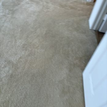 Las Palmas Apartment Homes - Clean carpet - Apartments Near Me - Irvine, California Las Palmas Apartment Homes - Clean carpet - Apartments Near Me - Irvine, California