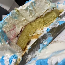 Bruster's Real Ice Cream - Ice Cream Cake 8in Square (suitable for 8-12 people)