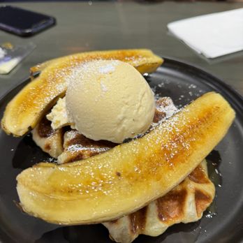 Petit Four Dessert Cafe - Banana Croffle - Desserts Near Me - Carrollton, Texas Petit Four Dessert Cafe - Banana Croffle - Desserts Near Me - Carrollton, Texas