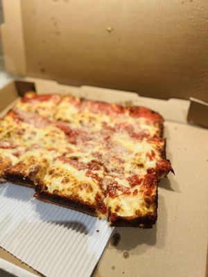 Andrew's American Pizza Kitchen by null