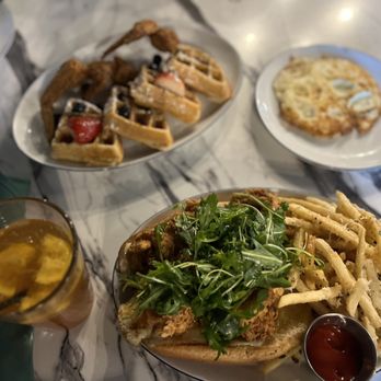 Breakfast At Barneys - Brunch - Breakfast & Brunch Near Me - Atlanta, Georgia Breakfast At Barneys - Brunch - Breakfast & Brunch Near Me - Atlanta, Georgia