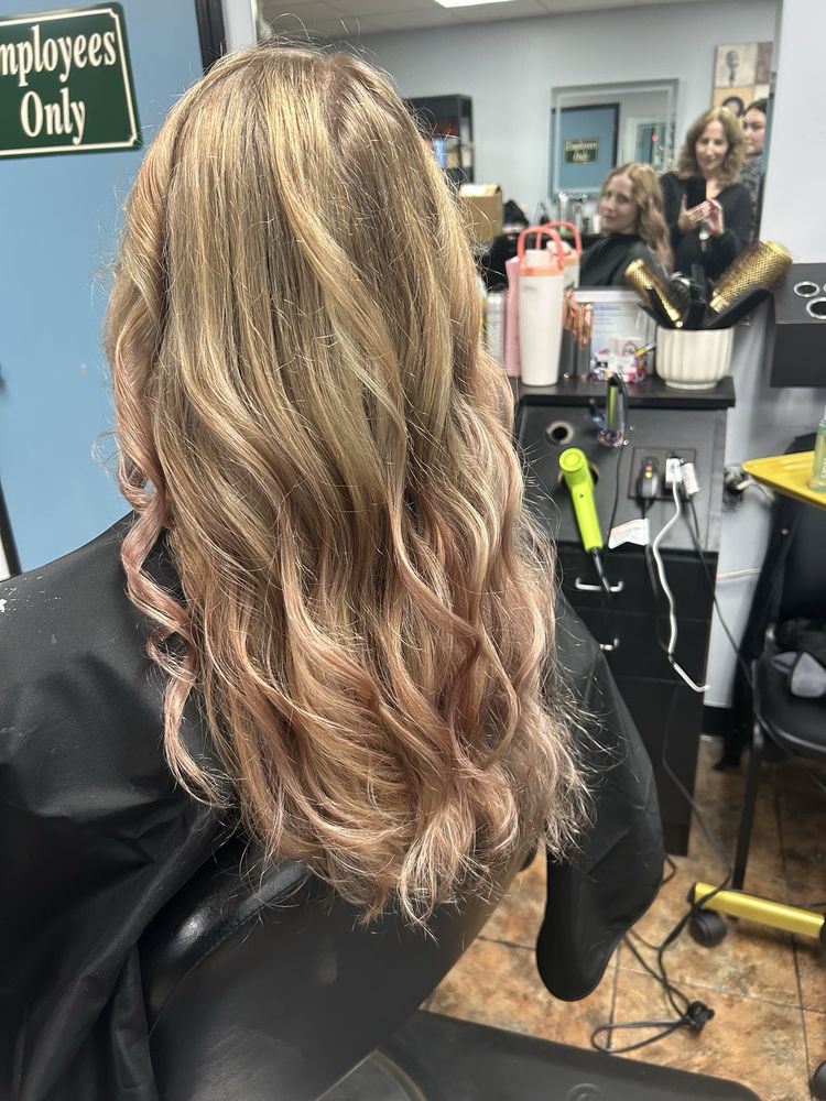 Hair by Design Logo