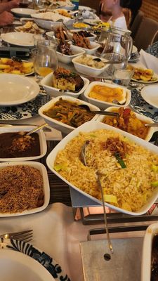 Photo of Selamat Makan Indonesisch Restaurant - Utrecht, UT, NL. Rijsttafel besar - tons of food for a party of 10